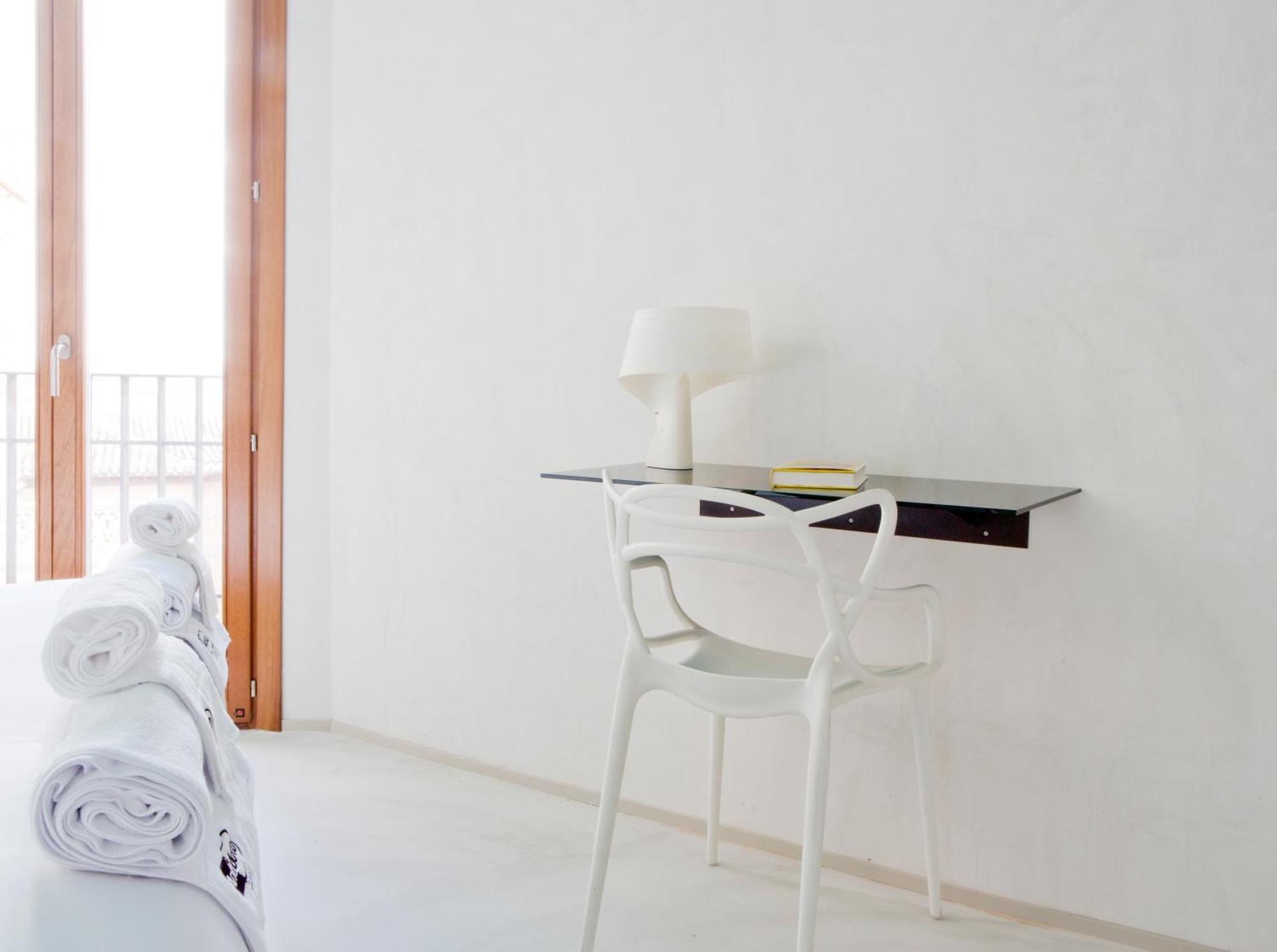 Antidoto Rooms San Agustin - Recomendado Para Adultos Toledo Exterior photo