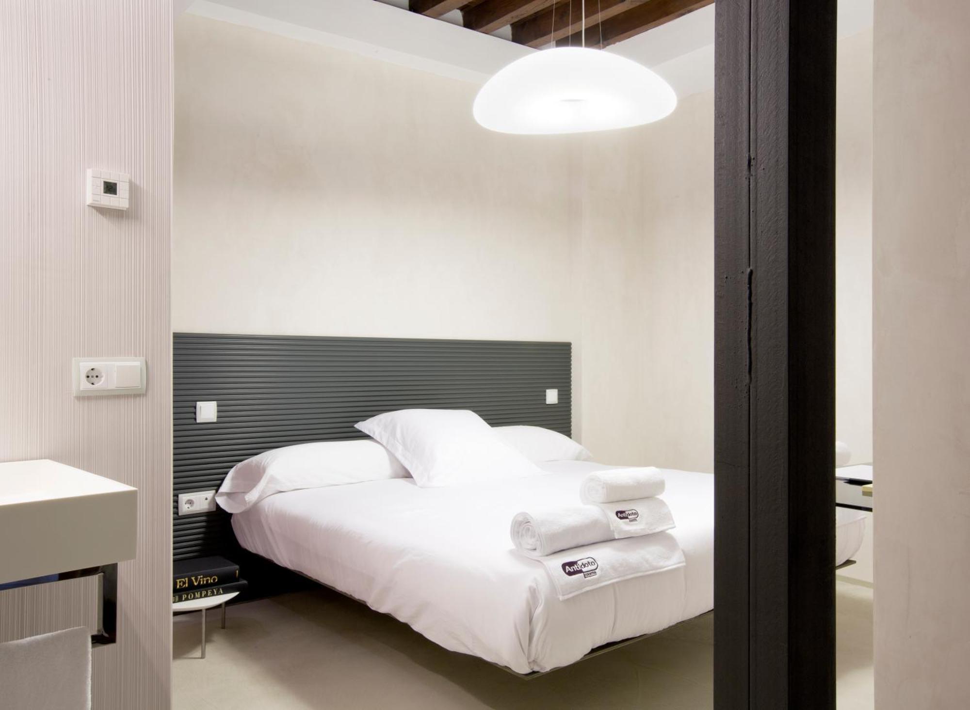 Antidoto Rooms San Agustin - Recomendado Para Adultos Toledo Exterior photo