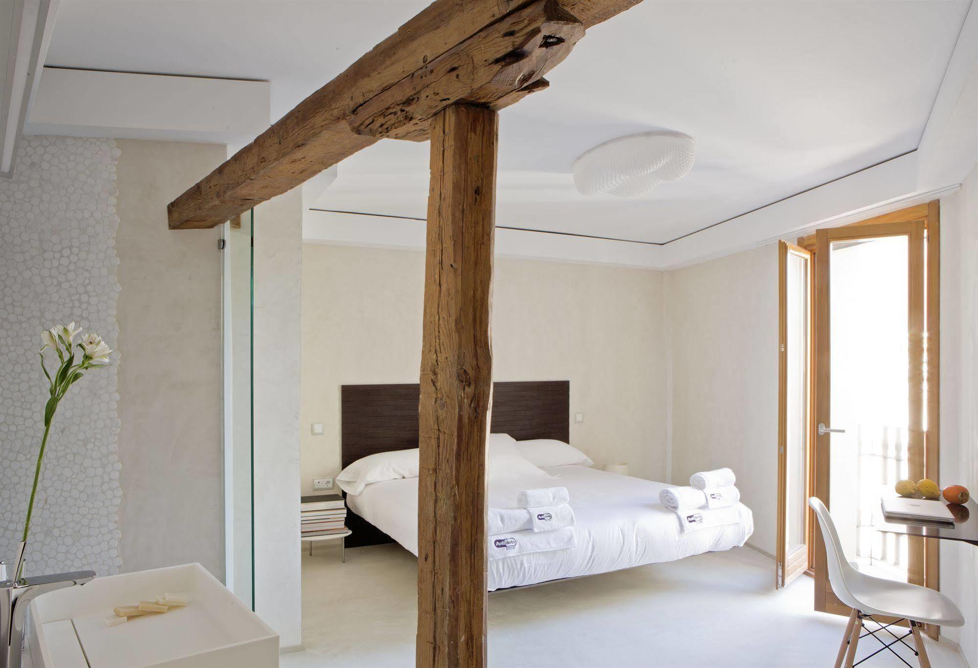 Antidoto Rooms San Agustin - Recomendado Para Adultos Toledo Exterior photo