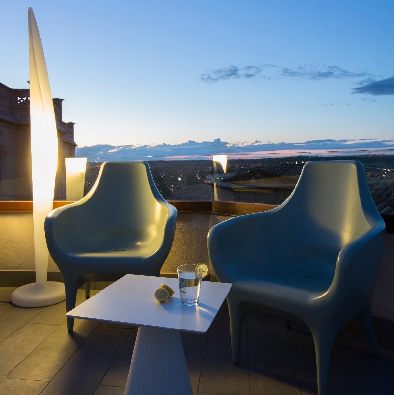 Antidoto Rooms San Agustin - Recomendado Para Adultos Toledo Exterior photo